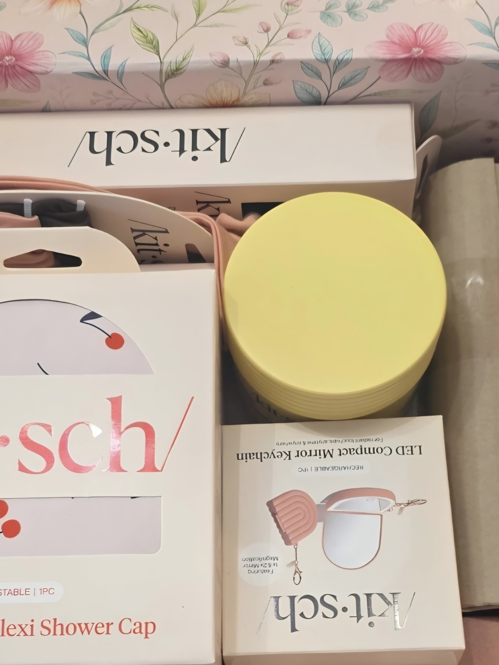 Kitsch Yellow Travel Compact Mirror - LED Rechargeable